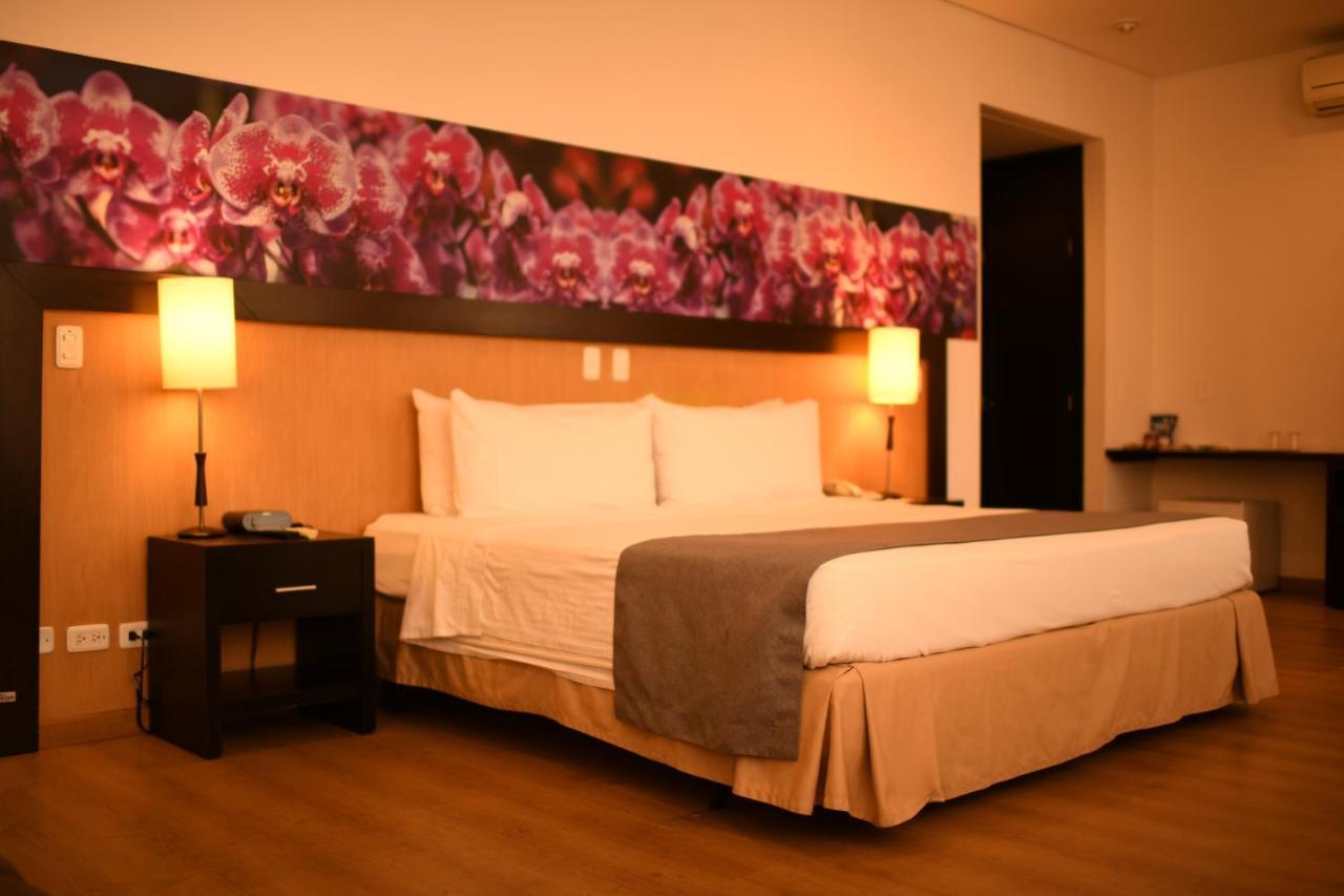 Mi Hotel Sandiego 메딜린 외부 사진