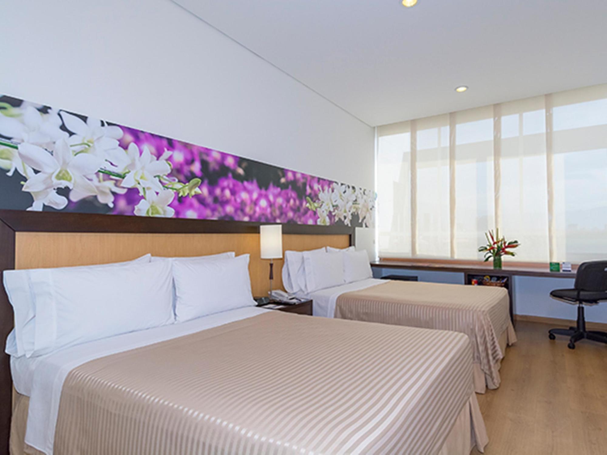 Mi Hotel Sandiego 메딜린 외부 사진